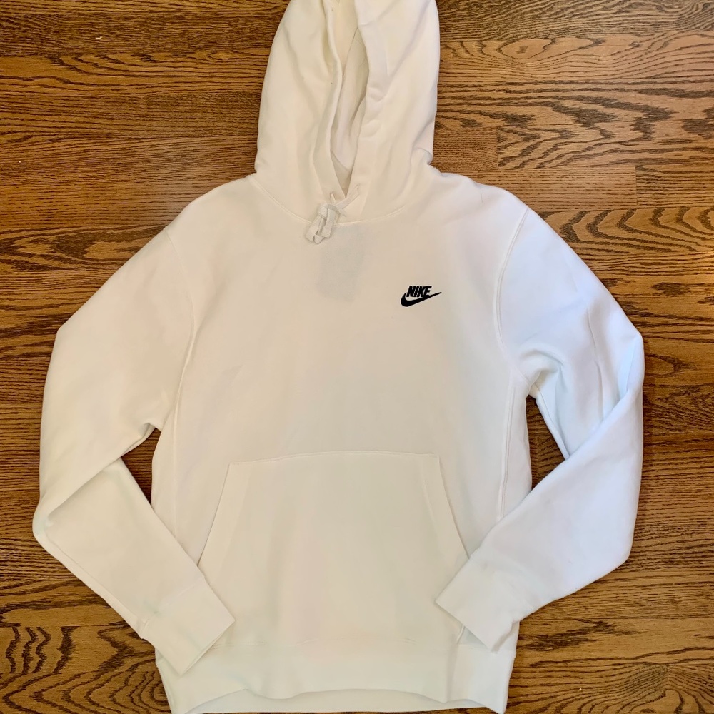NWT Men’s Nike White Hoodie Sweatshirt Small Standard Fit